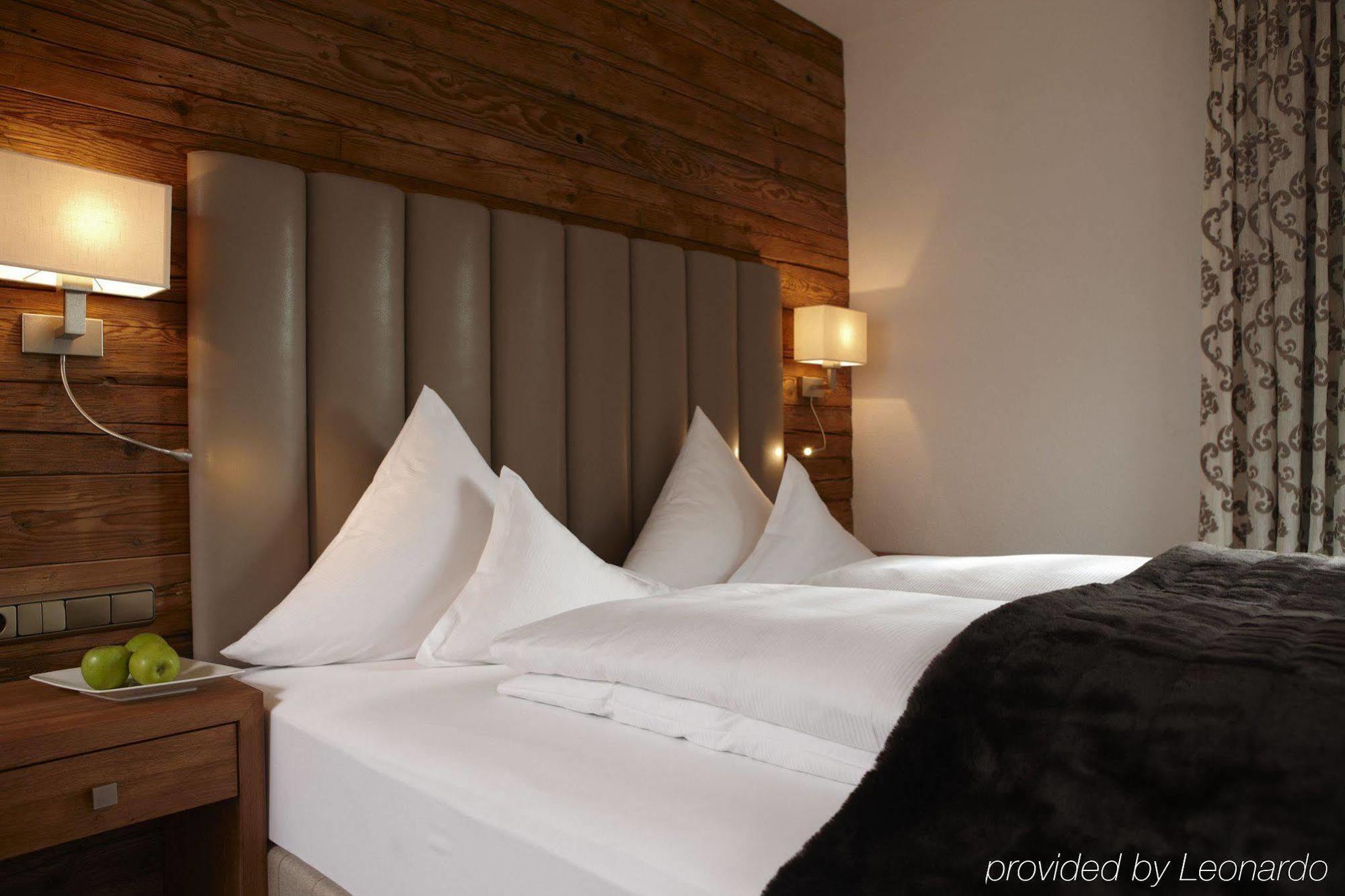 Hotel Gridlon เพทท์นอย อัม อาร์ลแบร์ก ภายนอก รูปภาพ
